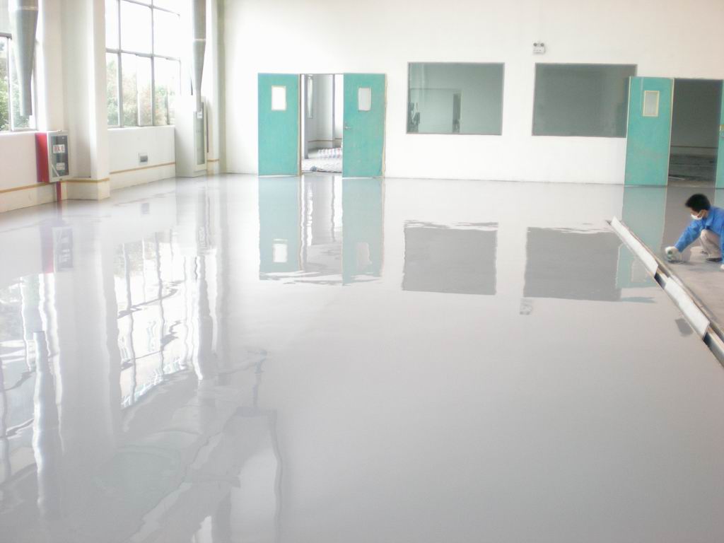 水泥自流平地坪優勢、施工工藝及注意事項